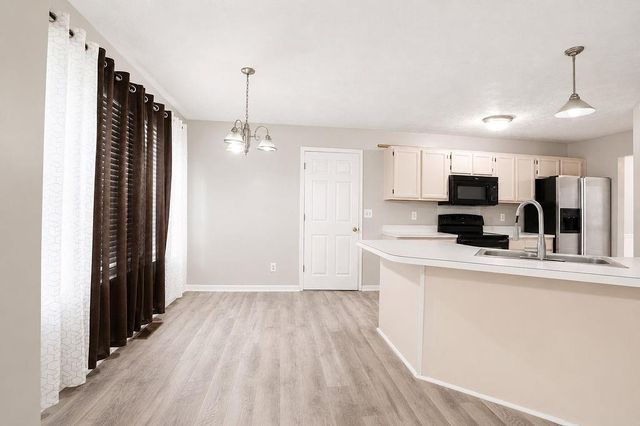 775 Stonemill Manor, Lithonia, GA 30058