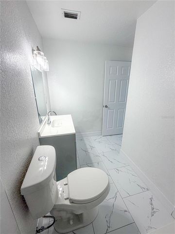 2104 SW 38TH AVENUE, Ocala, FL 34474