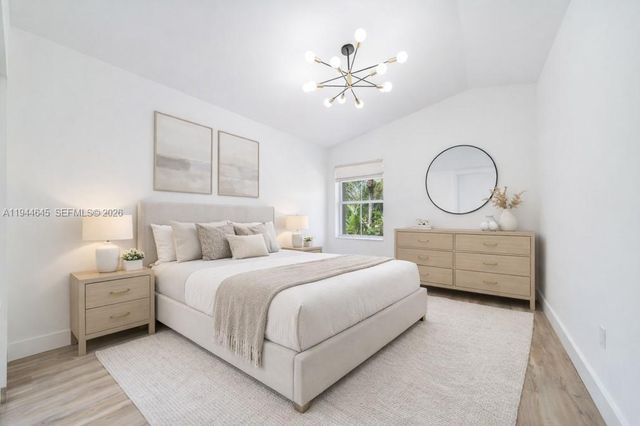 1551 Seagrape Way, Hollywood, FL 33019