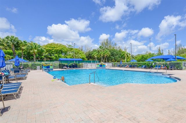 1551 Seagrape Way, Hollywood, FL 33019