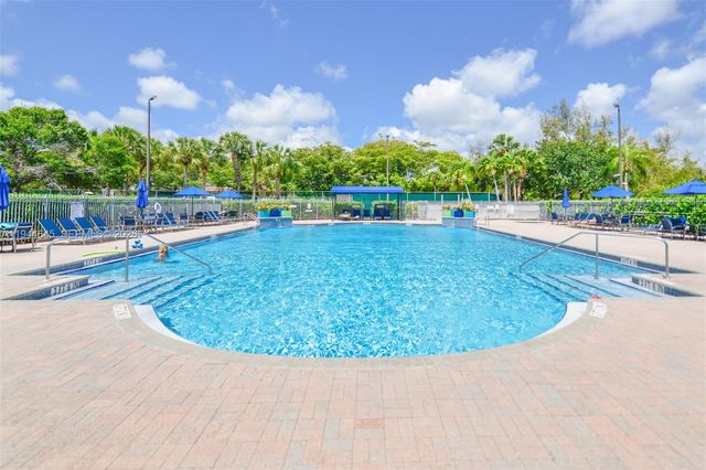 1551 Seagrape Way, Hollywood, FL 33019