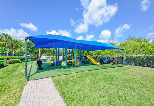 1551 Seagrape Way, Hollywood, FL 33019