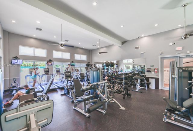 1551 Seagrape Way, Hollywood, FL 33019