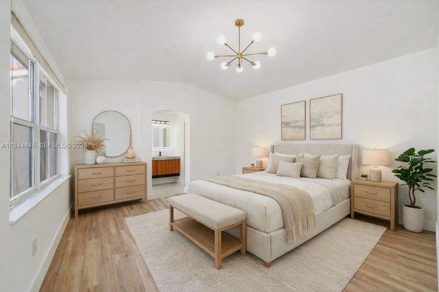 1551 Seagrape Way, Hollywood, FL 33019