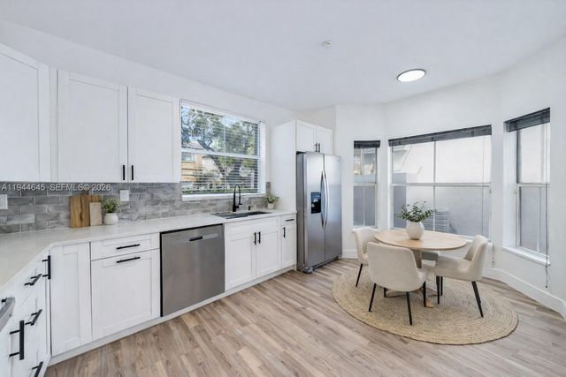 1551 Seagrape Way, Hollywood, FL 33019