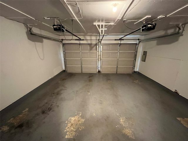 1636 Vail Meadow Lane, Dallas, TX 75253