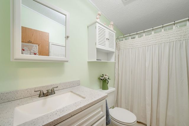 1450 US Route 2, Waterbury, VT 05676