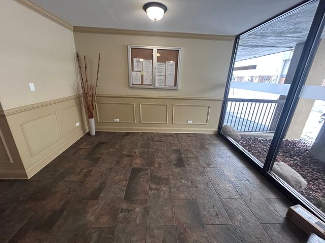 7300 W North Avenue 2G, Elmwood Park, IL 60707