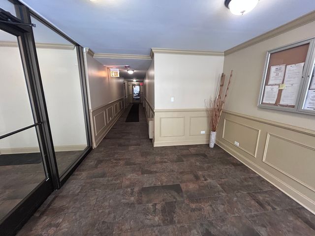 7300 W North Avenue 2G, Elmwood Park, IL 60707