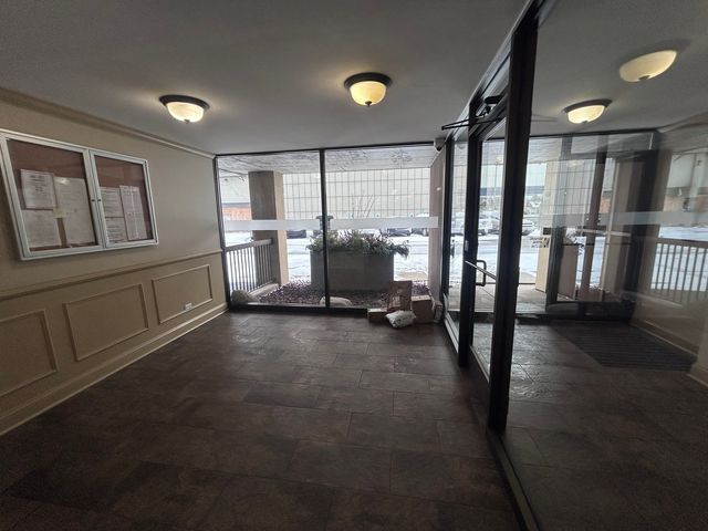 7300 W North Avenue 2G, Elmwood Park, IL 60707