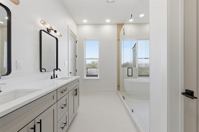 8115 Rockwood LN A, Austin, TX 78757