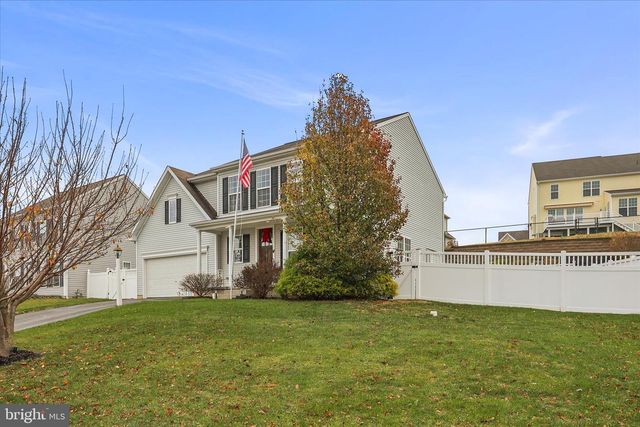 120 AVA DR, Red Lion, PA 17356