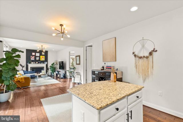 120 AVA DR, Red Lion, PA 17356