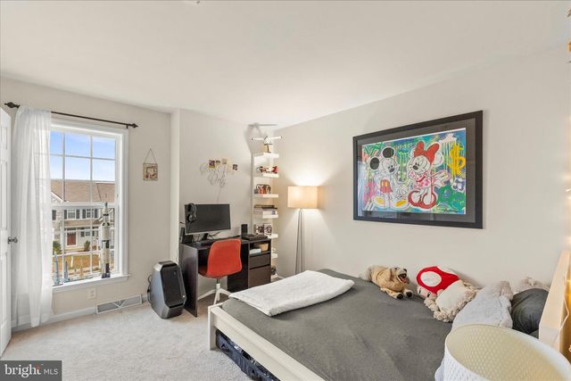 120 AVA DR, Red Lion, PA 17356