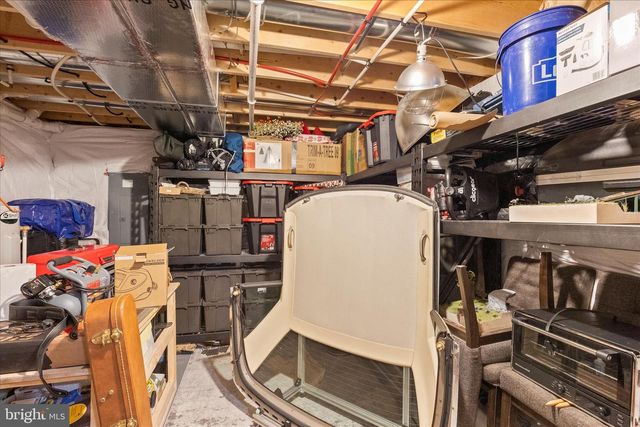 120 AVA DR, Red Lion, PA 17356