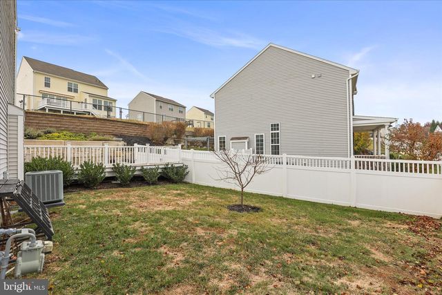 120 AVA DR, Red Lion, PA 17356