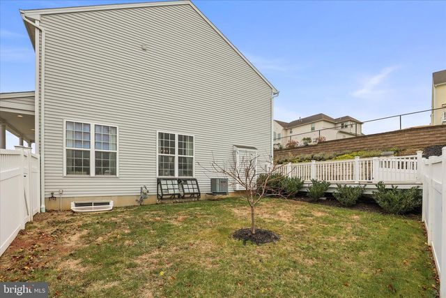 120 AVA DR, Red Lion, PA 17356