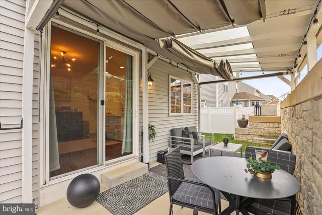 120 AVA DR, Red Lion, PA 17356