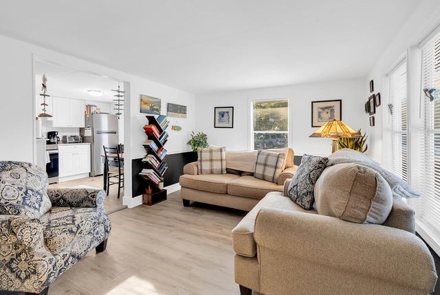 74 Boone Loop, Murrells Inlet, SC 29576