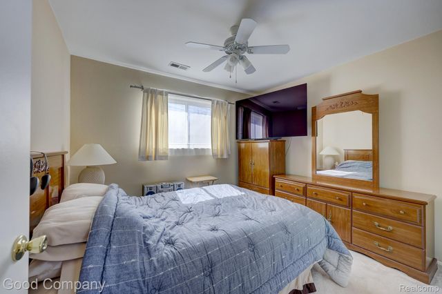 1169 W Marshall Street, Ferndale, MI 48220