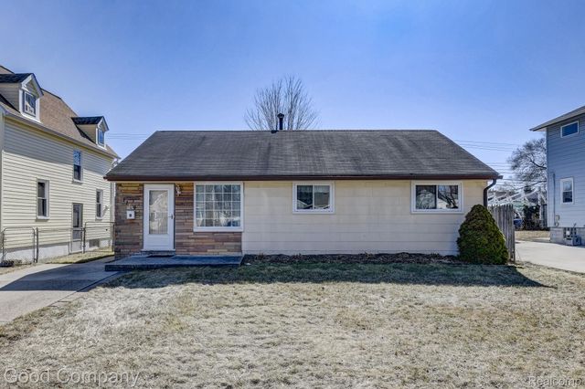 1169 W Marshall Street, Ferndale, MI 48220