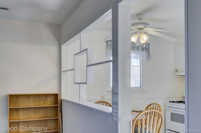 1169 W Marshall Street, Ferndale, MI 48220