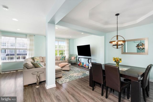 30 MOUNTIE LN, Chesterfield, NJ 08515