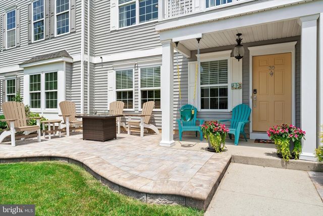 30 MOUNTIE LN, Chesterfield, NJ 08515