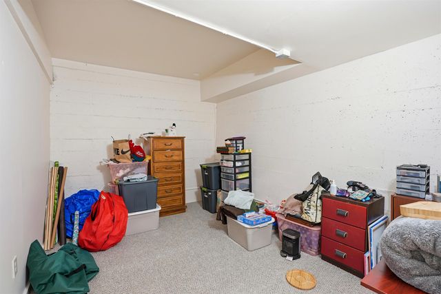 733 Loring Ave, Crockett, CA 94525