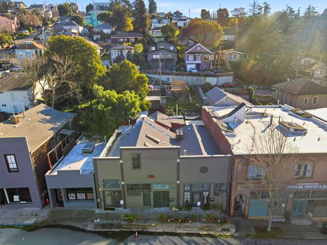 733 Loring Ave, Crockett, CA 94525