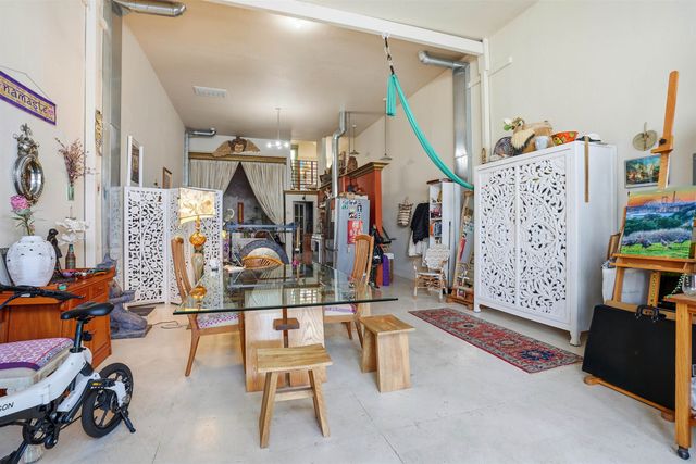 733 Loring Ave, Crockett, CA 94525