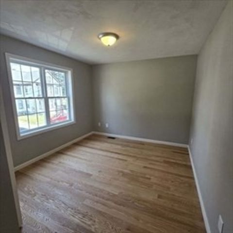 82 Carroll Ave, Brockton, MA 02301