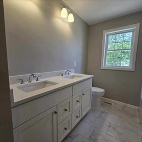 82 Carroll Ave, Brockton, MA 02301