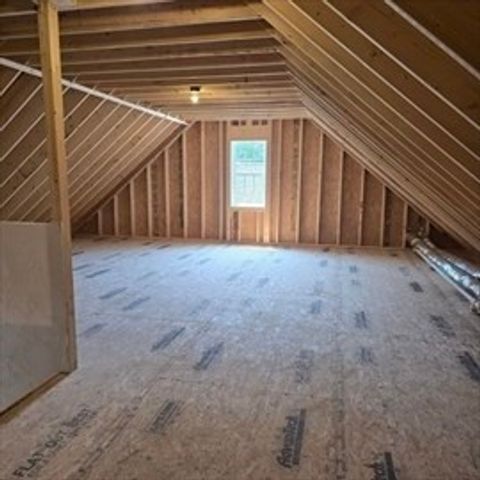 82 Carroll Ave, Brockton, MA 02301