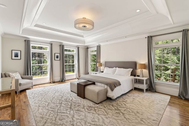 516 Tara Trail, Atlanta, GA 30327