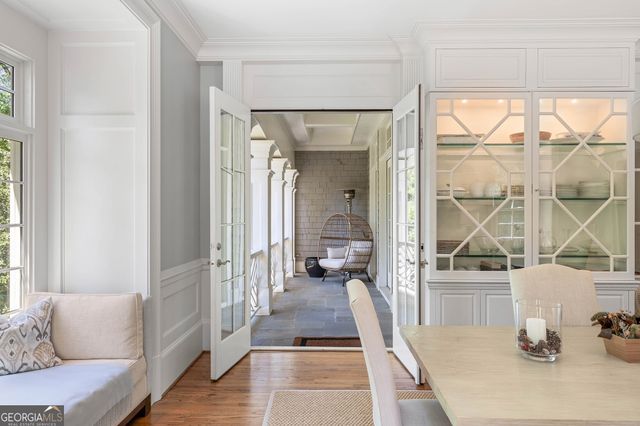 516 Tara Trail, Atlanta, GA 30327