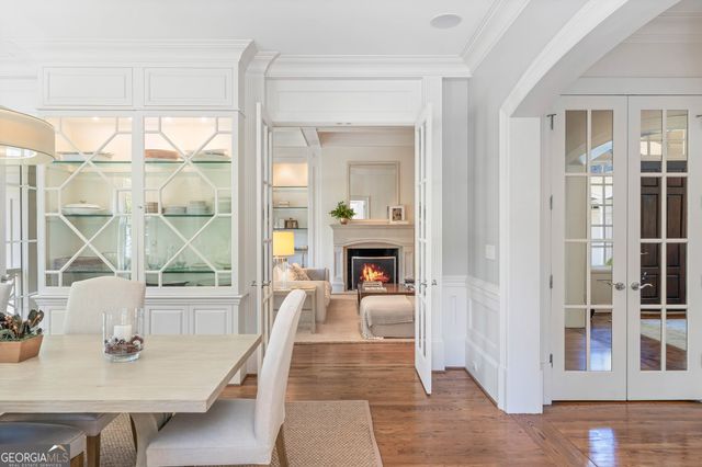 516 Tara Trail, Atlanta, GA 30327