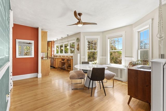 55 Park Ave Ext 55, Arlington, MA 02476