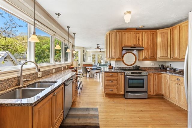 55 Park Ave Ext 55, Arlington, MA 02476