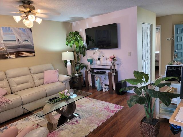 944 MADRID DRIVE, Palm Harbor, FL 34684