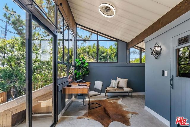 515 N Roxbury Drive, Beverly Hills, CA 90210
