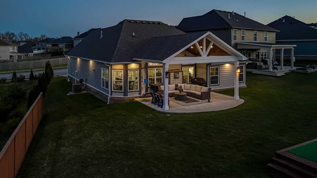 204 Blackthorn Drive, Nicholasville, KY 40356