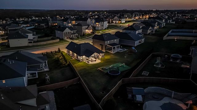 204 Blackthorn Drive, Nicholasville, KY 40356