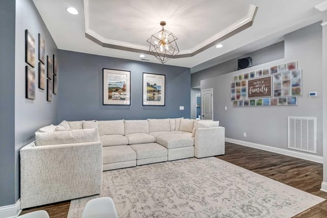 204 Blackthorn Drive, Nicholasville, KY 40356