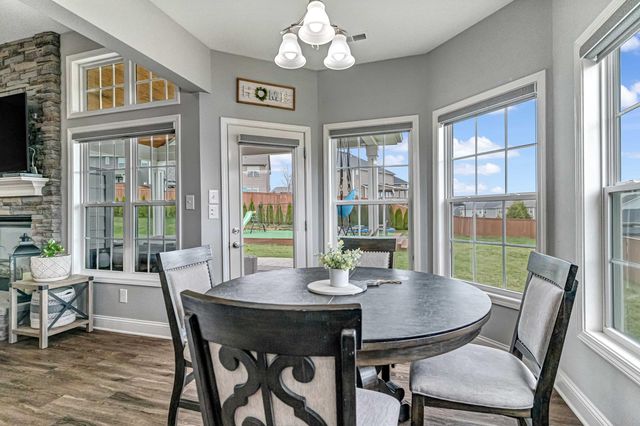 204 Blackthorn Drive, Nicholasville, KY 40356