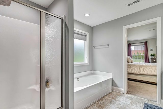 204 Blackthorn Drive, Nicholasville, KY 40356