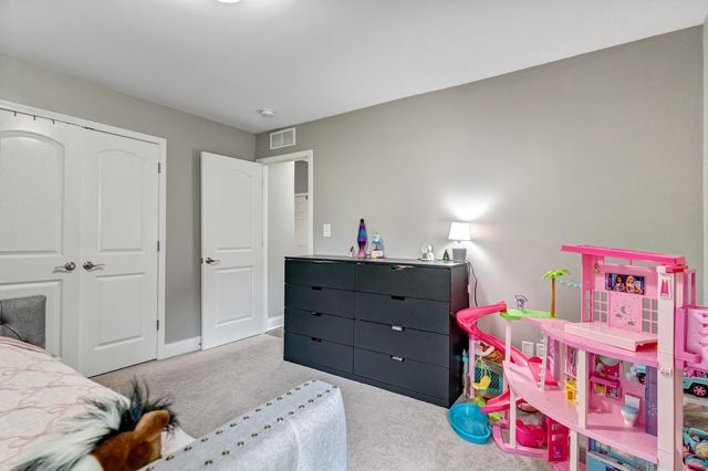 204 Blackthorn Drive, Nicholasville, KY 40356