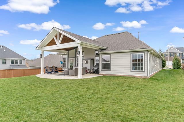 204 Blackthorn Drive, Nicholasville, KY 40356