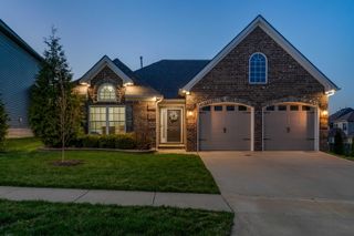 204 Blackthorn Drive, Nicholasville, KY 40356