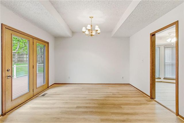 7829 Caenen Street, Lenexa, KS 66216